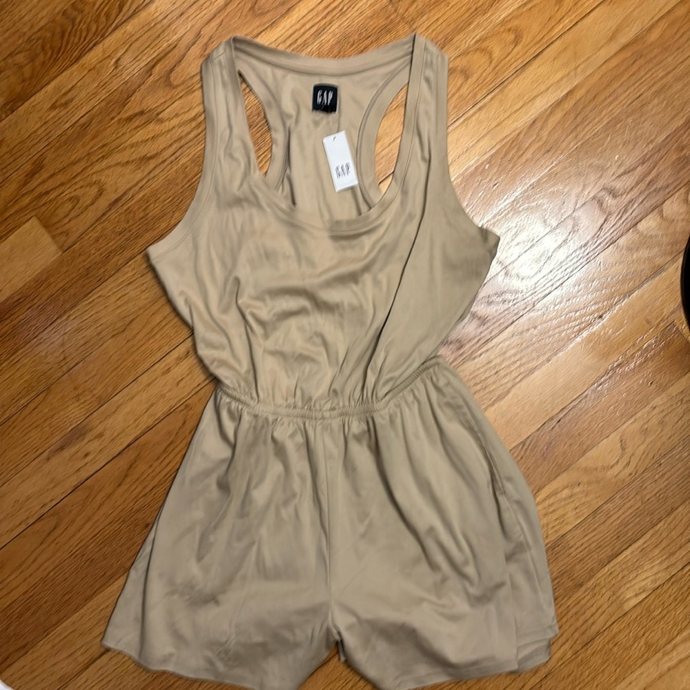 GAP Women’s Romper